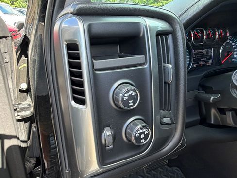 Used 2017 Chevrolet Silverado 1500 LTZ Z71 w/ LTZ Plus Package AWD/4WD image 24