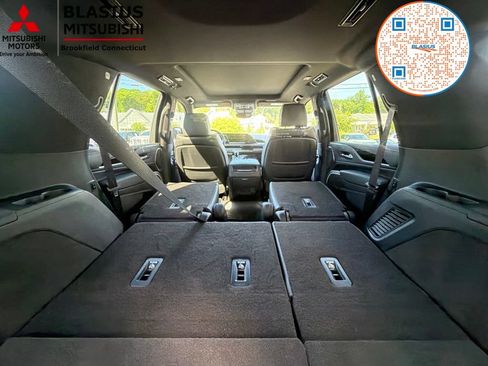 Used 2023 Cadillac Escalade Sport AWD/4WD image 21