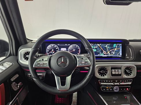 Used 2023 Mercedes-Benz G 550 image 6