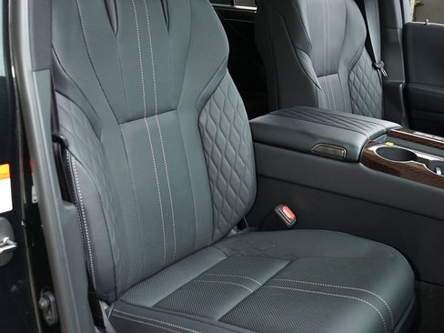 Used 2026 Lexus LX 700h Ultra Luxury AWD/4WD image 10