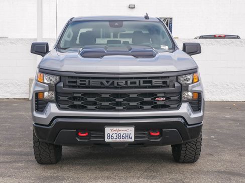 Used 2026 Chevrolet Silverado 1500 Custom Trail Boss AWD/4WD image 2