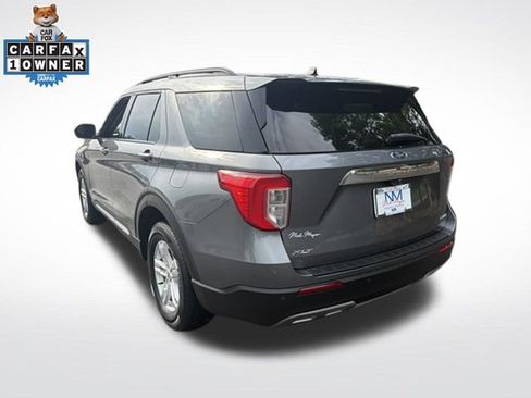 Used 2022 Ford Explorer XLT w/ Equipment Group 202A AWD/4WD image 5