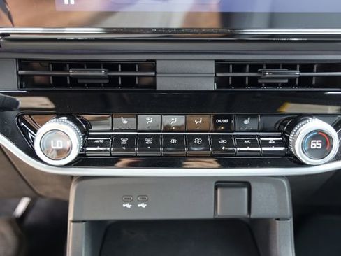New 2026 Honda Prologue Touring image 21