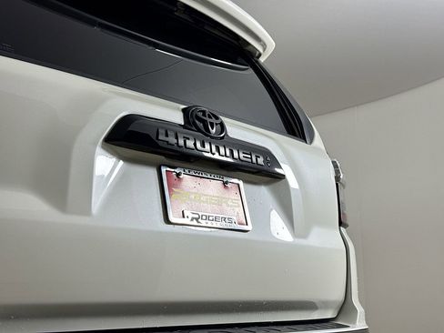 Certified 2019 Toyota 4Runner Limited image 24