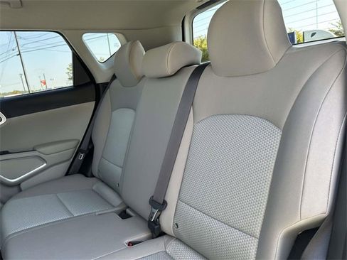 Certified 2022 Kia Soul LX image 24