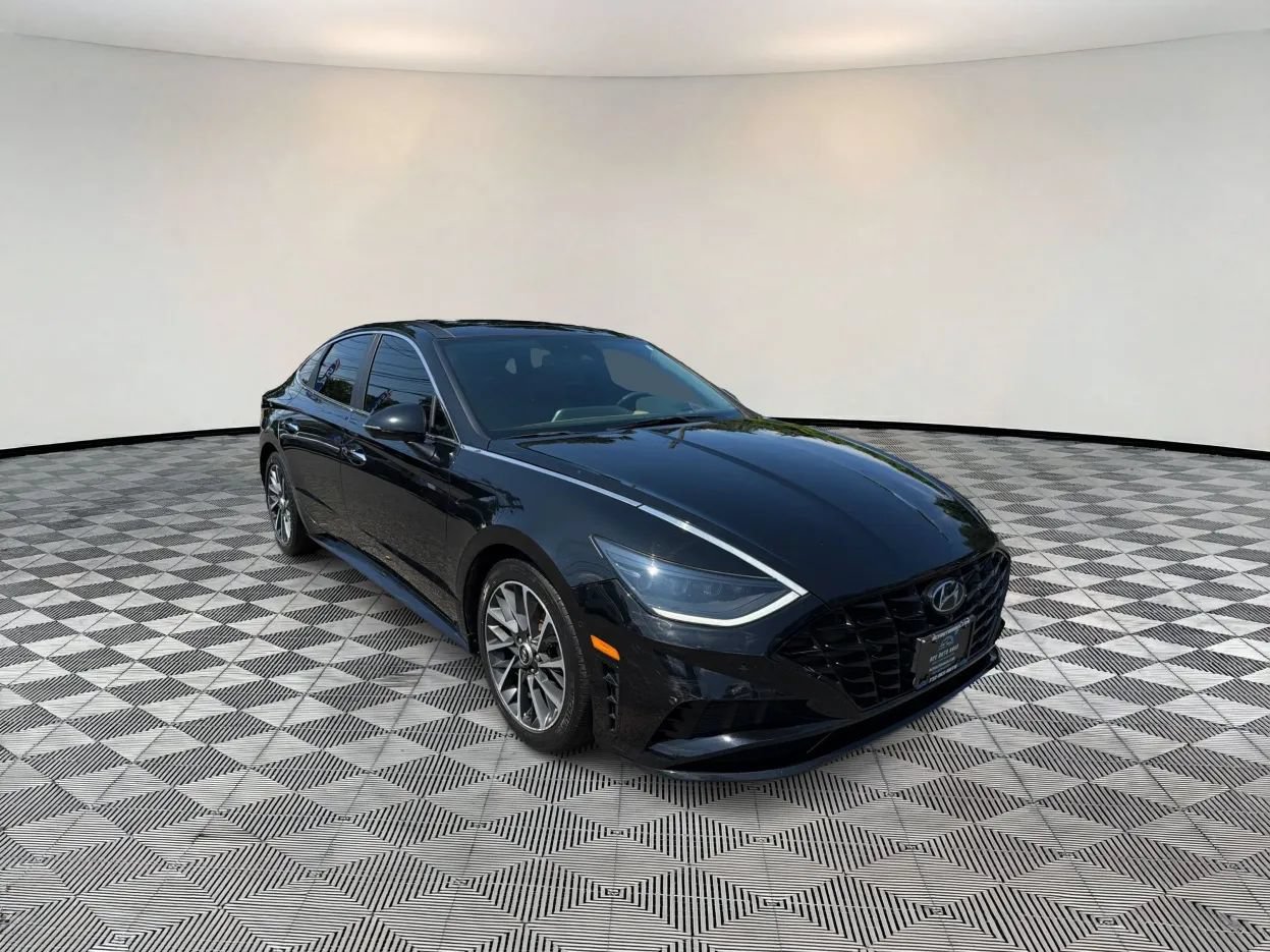 Used 2021 Hyundai Sonata Limited FWD image 1