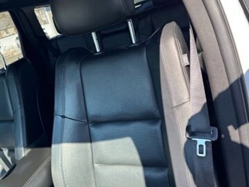 Used 2019 Jeep Grand Cherokee Limited image 20