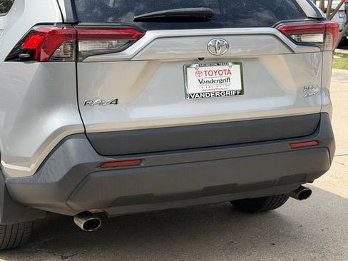Used 2019 Toyota RAV4 XLE w/ All Weather Liner Package AWD/4WD image 6