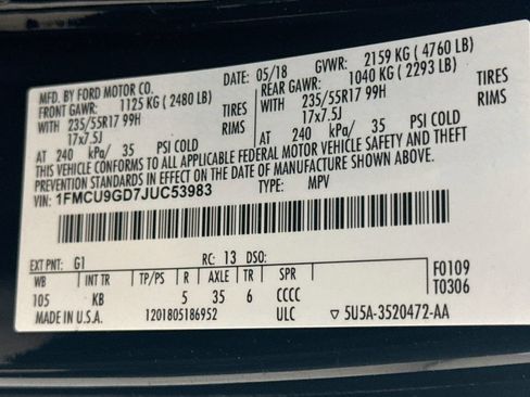 Used 2018 Ford Escape SE w/ SE Sync 3 Package AWD/4WD image 34
