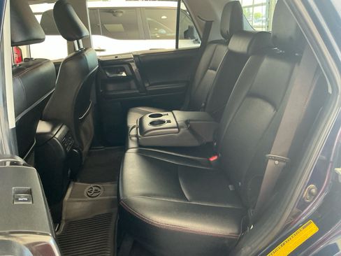 Used 2024 Toyota 4Runner TRD Off-Road Premium w/ Off Road Premium Plus Package AWD/4WD image 17