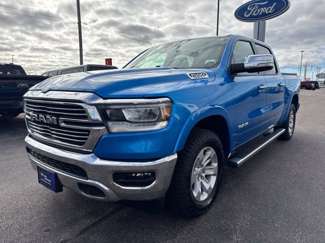 Used 2022 RAM 1500 Laramie AWD/4WD image 3