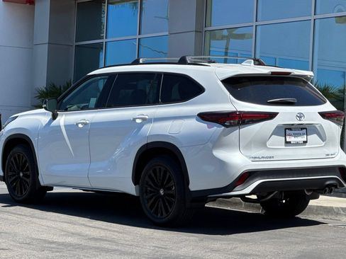 Certified 2026 Toyota Highlander XSE AWD/4WD image 8