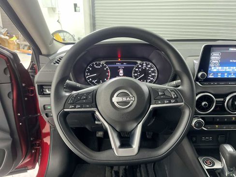 Used 2024 Nissan Sentra SV image 11