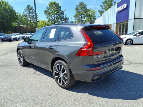 Certified 2024 Volvo XC60 B5 Plus w/ Protection Package Premier AWD/4WD image 7