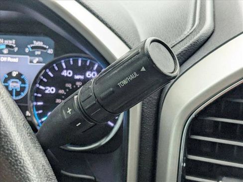 Used 2018 Ford F350 Lariat w/ Chrome Package image 12