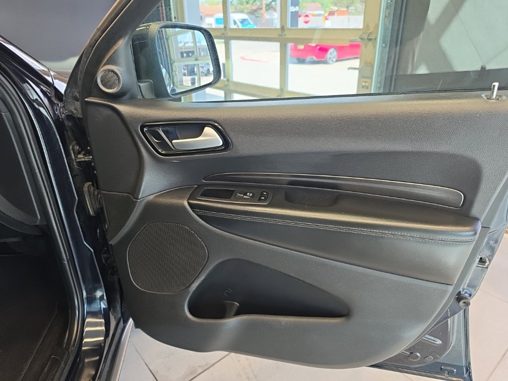 Used 2024 Dodge Durango SXT w/ 3rd Row Seating Group RWD image 50