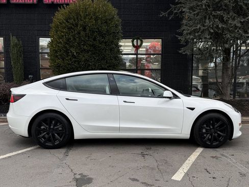 Used 2022 Tesla Model 3 Long Range image 20