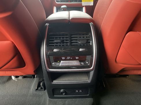 Used 2023 BMW XM image 25