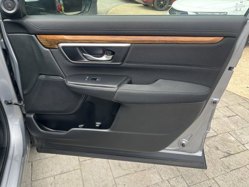 Used 2017 Honda CR-V EX image 33