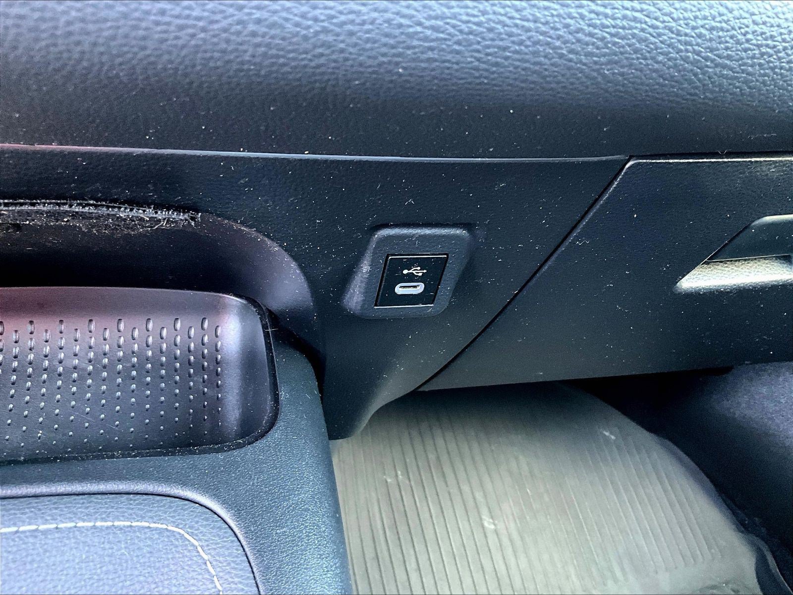 Used 2024 Toyota Corolla SE FWD image 16