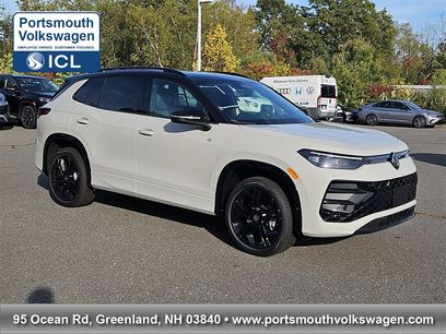 New 2025 Volkswagen Tiguan SE R-Line