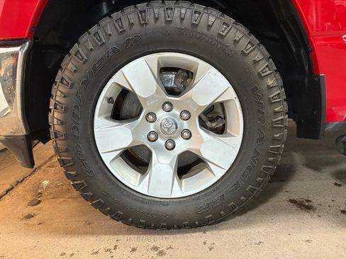 Used 2019 RAM 1500 Big Horn AWD/4WD image 26