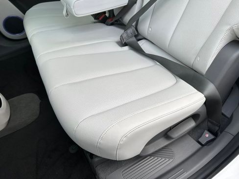 Used 2024 Hyundai Ioniq 5 Limited image 63