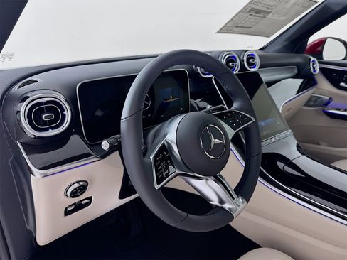 New 2026 Mercedes-Benz GLC 300 image 10