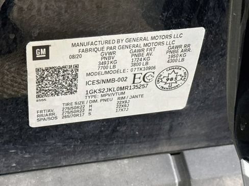 Used 2021 GMC Yukon XL Denali w/ Denali Premium Package AWD/4WD image 36