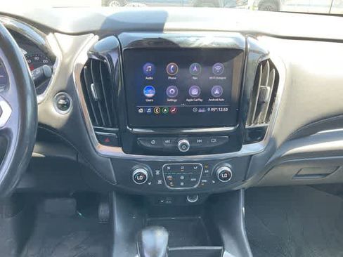 Used 2021 Chevrolet Traverse LT w/ LT Premium Package AWD/4WD image 20