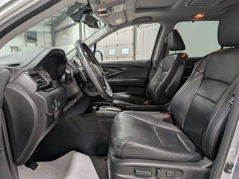Used 2017 Honda Pilot Elite image 14