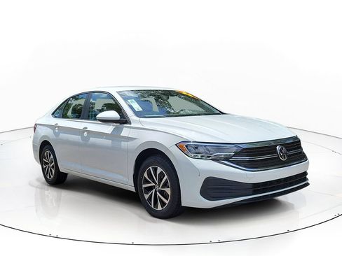 Used 2023 Volkswagen Jetta S w/ IQ.Drive Package FWD image 2