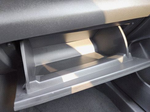 Used 2024 Buick Envista Sport Touring w/ Convenience I Package image 45