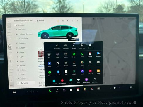 Used 2024 Tesla Model X Plaid image 17