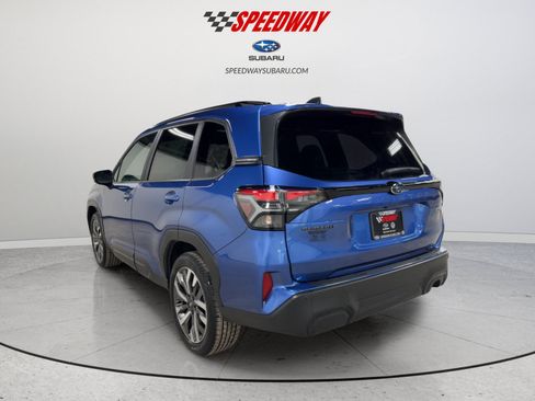 Used 2026 Subaru Forester Touring AWD/4WD image 7