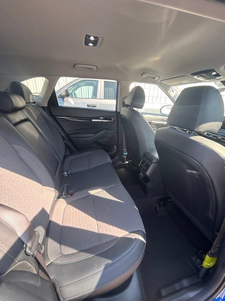 Certified 2023 Kia Seltos S w/ Navigation Package AWD/4WD image 23