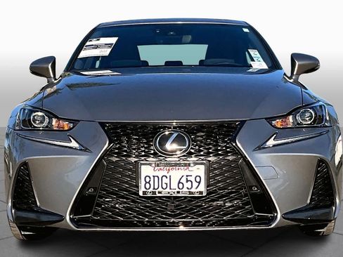Used 2018 Lexus IS 300 image 3