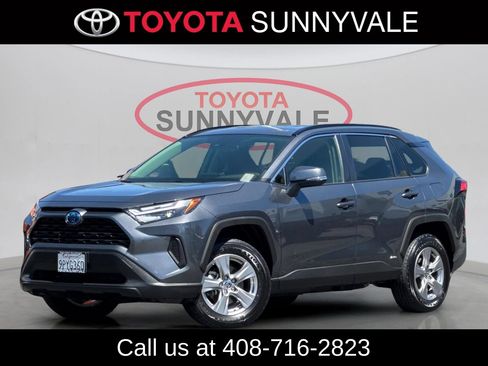 Used 2024 Toyota RAV4 LE AWD/4WD image 2