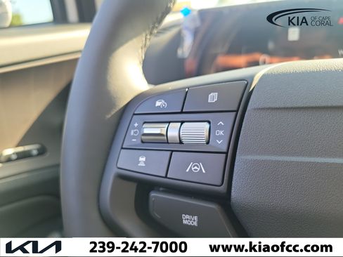 New 2026 Kia Sportage SX FWD image 34