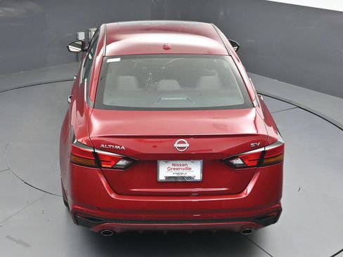 Certified 2024 Nissan Altima 2.5 SV w/ SV Premium Package FWD image 35
