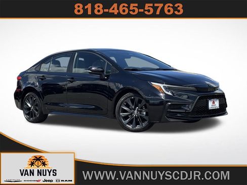 Used 2024 Toyota Corolla SE FWD image 1
