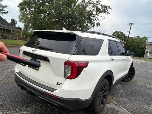 Used 2021 Ford Explorer ST w/ Equipment Group 401A AWD/4WD image 18