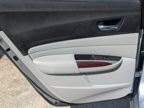 Used 2016 Acura TLX image 27
