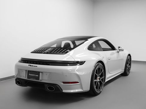 New 2026 Porsche 911 Carrera RWD image 12