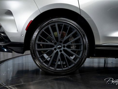 Used 2025 Aston Martin DBX 707 image 21