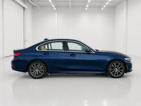 Used 2019 BMW 330i Sedan w/ Driving Assistance Package RWD image 5