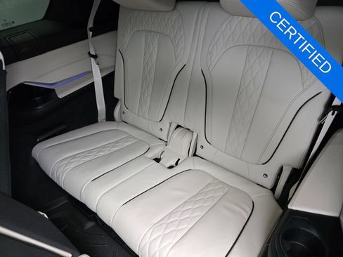 Used 2023 BMW ALPINA XB7 AWD/4WD image 16