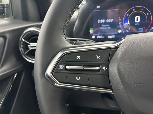 New 2026 Chevrolet Equinox LT w/ Convenience Package II image 32