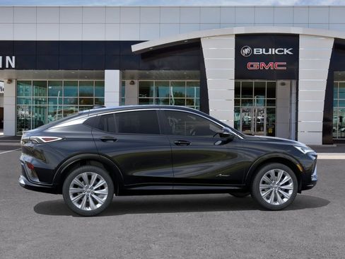 New 2026 Buick Envista Avenir image 5