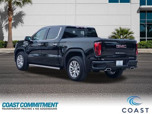 Used 2022 GMC Sierra 1500 Denali AWD/4WD image 8